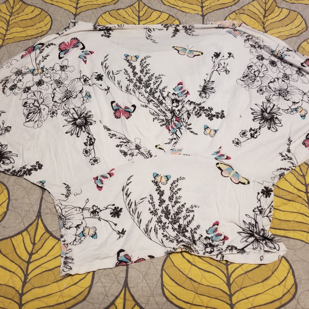 Top - Picture 2 of 4